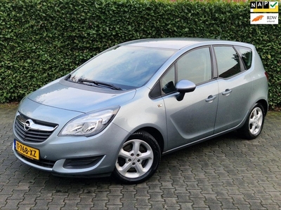 Opel MERIVA 1.4 Turbo Design Edition / Cruise control / Stuur en stoelverwarming / Parkeersensoren / Lichtmetalen velgen