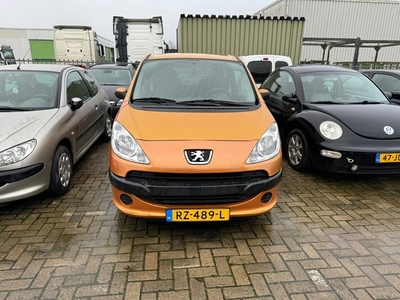 Peugeot 1007 1.4 Urban