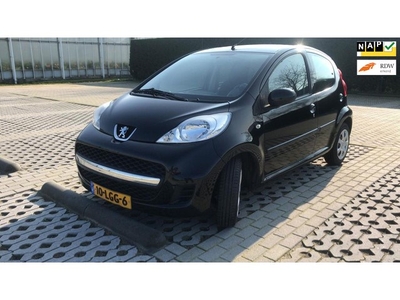 Peugeot 107 1.0-12V Sublime