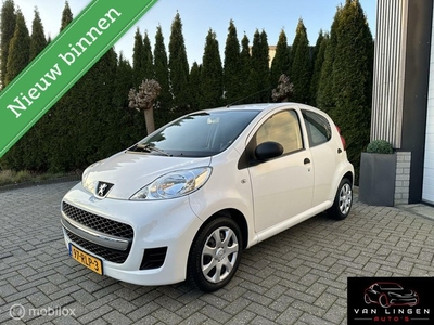 Peugeot 107 1.0 NAP! 5-Deurs 2011 Facelift Airco NL-Auto!