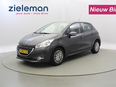 PEUGEOT 208 1.2 VTi 5 deurs Envy - Clima, Cruise, Navi