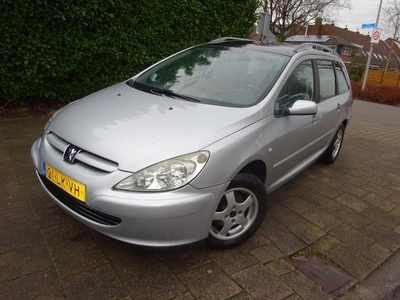 Peugeot 307 SW MET NIEUW KOPELING, NIEUW VERS BAK & APK