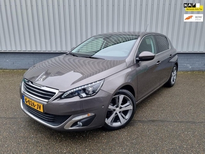 Peugeot 308 1.2 e-THP Blue Lease Premium Navi Camera