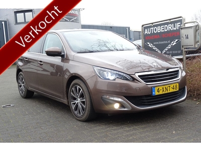 Peugeot 308 1.6HDi 5-Drs Premium Leer Pano-dak