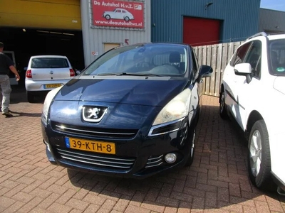 Peugeot 5008 1.6 THP , Defect