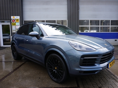 PORSCHE CAYENNE 3.0 250kW Automaat / Luchtvering / NL Auto / Panoramadak / Bose