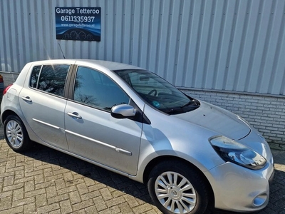 Renault Clio 1.2 TCe Collection Nap, Apk, Navigatie