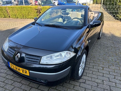 Renault Mégane Coupé-Cabriolet 1.6-16V Comfort KM 173501 NAP