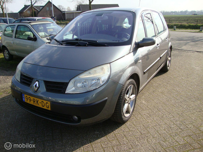 Renault Scenic 1.6-16V Expression Luxe automaat