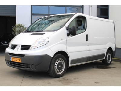 Renault Trafic 2.0 dCi T27 L1H1 Générique (bj 2012)