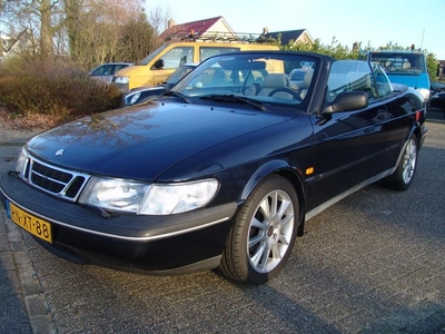 Saab 900 Cabrio 2.0 SE Airco automaat trekhaak