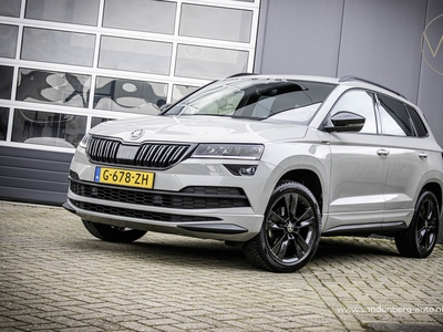 SKODA KAROQ 1.5T 150pk Sportline VIRTUAL TREKHAAK Origineel NL