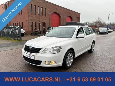 Skoda OCTAVIA 2X SLEUTEL NAVI TREKHAAK NIEUWE APK!