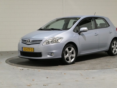 Toyota Auris 1.6 Aspiration NL, 1e Eig. Dealer oh. SAMEN oud worden !!! .. Navigatie, Climate L+R, Cruise contr. Audio, 4Electr. ramen, enz. enz. ..