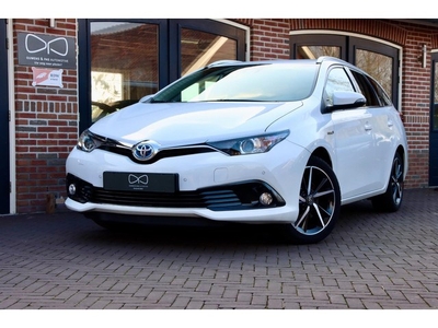 Toyota Auris Touring Sports 1.8 Hybrid Dynamic NAVIGATIE