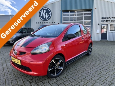 Toyota Aygo 1.0-12V Str bekr / Lm velgen / Lage km stand