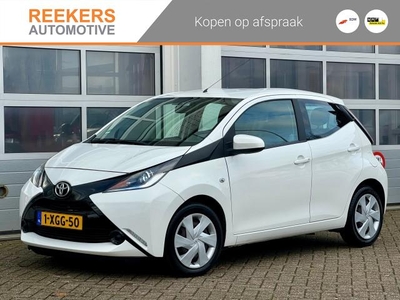 Toyota Aygo 1.0 VVT-I X-PLAY 5-DRS Airco Navi Camera Cruise