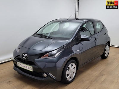 Toyota Aygo 1.0 VVT-i x-play Parkeercamera