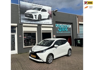 Toyota Aygo 1.0 VVT-i x-wave