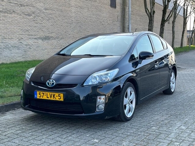 Toyota Prius 1.8 Dynamic Navi Clima Camera Keyless