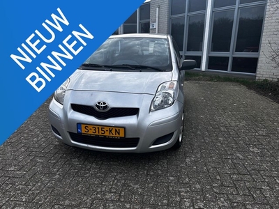 Toyota Yaris 1.0 VVTi Acces