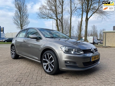 Volkswagen Golf 1.2 TSI Highline