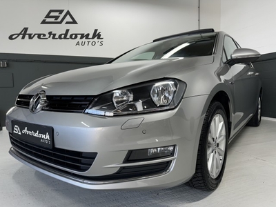 Volkswagen Golf 1.2 TSI LOUNGE 5DRS *Pano/Stoelvw/4S Band*