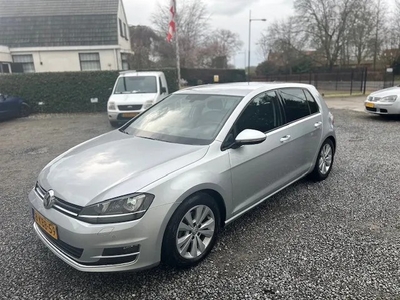 Volkswagen Golf !!VERKOCHT!! (bj 2013)