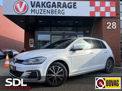 Volkswagen Golf 1.4 TSI GTE // NAVI // CAMERA // ADAPTIVE