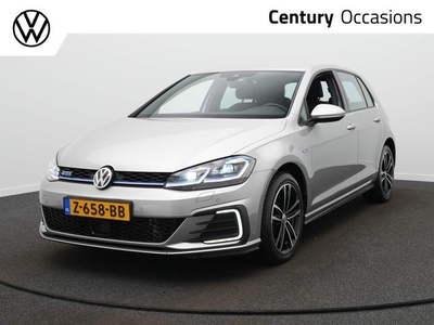 Volkswagen Golf 1.4 TSI PHEV GTE Navigatie / Camera / Led