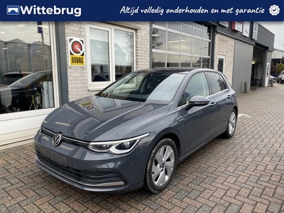 Volkswagen Golf 1.5 TSI / PANO/ PARK. SENSOREN/ DODE HOEK/