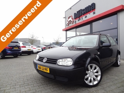 Volkswagen Golf 1.6-16V Comfortline NL-Auto Cruise