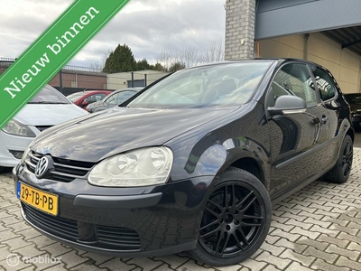 Volkswagen Golf 1.6 Trendline Business / N.A.P