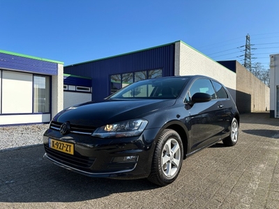 Volkswagen Golf 1.2 TSI HIGHLINE