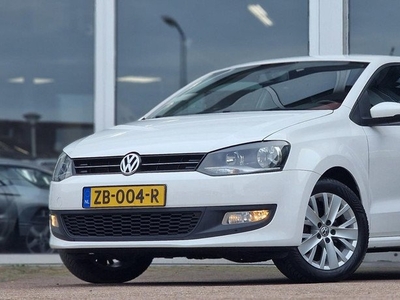 Volkswagen Polo 1.2i Airco LM velgen Navigatie Nieuwe Apk Cruise Control