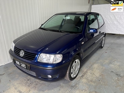 Volkswagen Polo 1.4-16V Comfortline Unieke km stand dealer