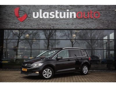 Volkswagen Touran 1.5 TSI Highline 7p , Pano dak, Trekhaak