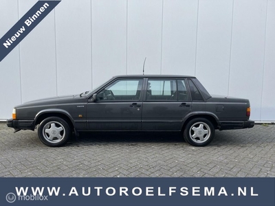 Volvo 740 Black line NL -auto