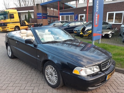 Volvo C70 2.0T 164 PK Automaat Facelift nieuwe kap