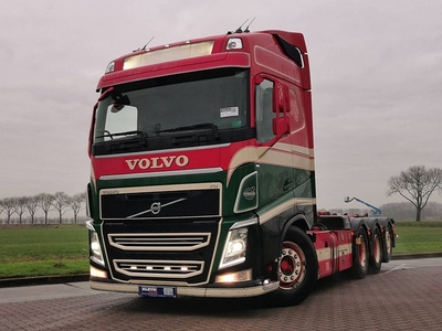 VOLVO FH 500 8x4 tridem hooklift