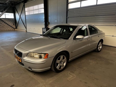 Volvo S60 2.0T Summum