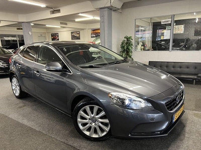 Volvo V40 1.6 D2 NAP*PANO*LEDER*XENON* (bj 2013)