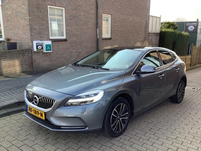 Volvo V40 2.0 D2 Nordic+vol opties panaramadak