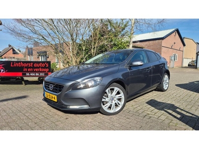 Volvo V40 2.0 D3 Kinetic CLIMA-NAVI-CAMERA-BJ 2012