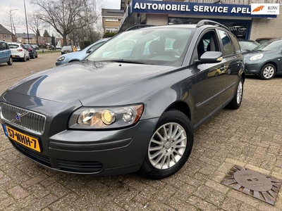 Volvo V50 1.8 *AIRCO*TREKHAAK*APK*ELEKTR. RAMEN*STUURBEKR.*