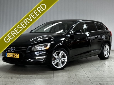 Volvo V60 2.4 D6 AWD Plug-In Hybrid R-Design/