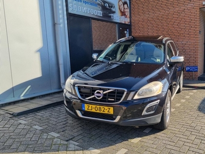 Volvo XC60 2.4 D5 AWD R-Design