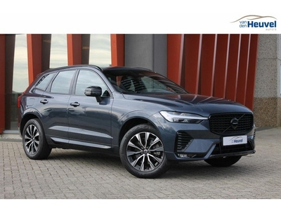 Volvo XC60 B4 Ultimate Dark Pilot Assist Glossy Black