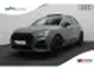 Audi Q3 40 TFSI 190 pk S-tronic quattro S-Line edition one Panoramadak Trekhaak Stoelverwarmin