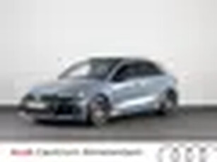 Audi RS3 Sportback 2.5 TFSI RS 3 quattro 400pk Panoramadak RS-sportuitlaatsysteem RS carbon glan